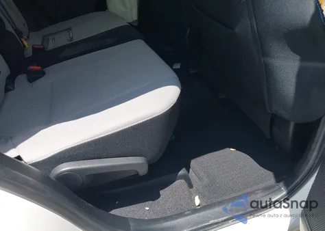 2016 Toyota Rav4 Xle from USA, damaged, VIN JTMWFREV6GJ084945